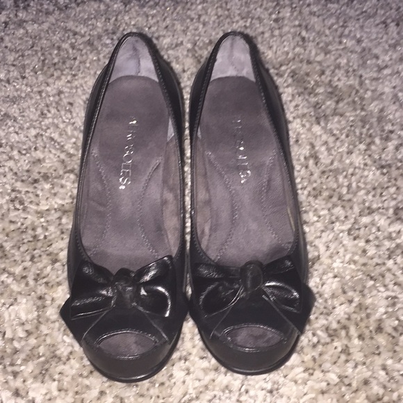 Wedged Open-Toe Heels - Picture 4 of 6